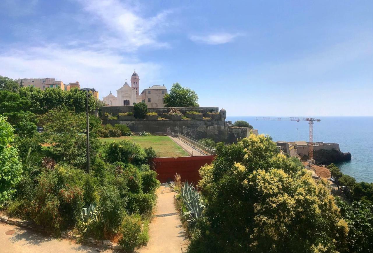 شقة باستيا  في La Casa Di L'Acqua Au Pied De La Citadelle المظهر الخارجي الصورة